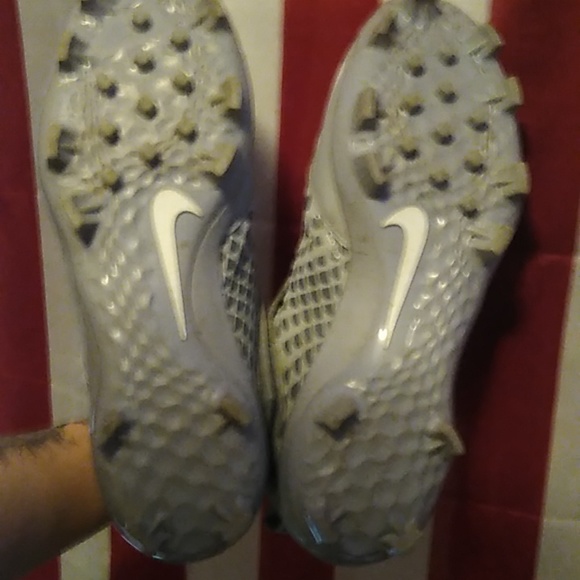 NIKE FORCE ZOOM TROUT 6 METAL Mens Mid Baseball Cleats - Picture 4 of 6